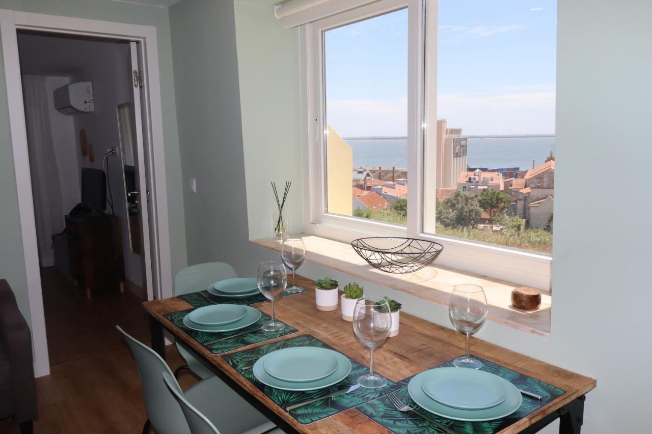 Lisbon, T2 Renewed Duplex With River View, Beato, Lisboa Exteriör bild