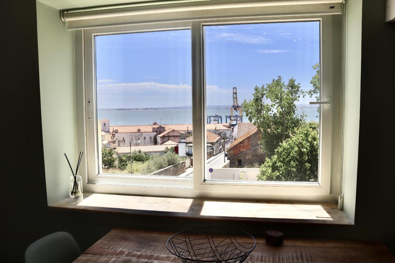Lisbon, T2 Renewed Duplex With River View, Beato, Lisboa Exteriör bild